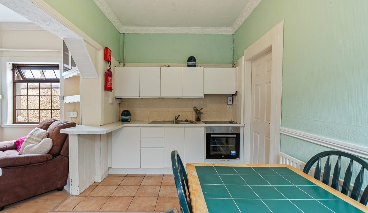 99 Glasheen Road - interior-5