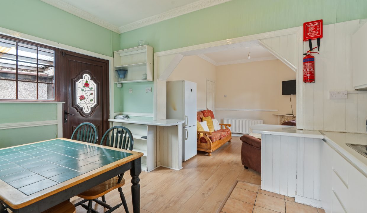 99 Glasheen Road - interior-6