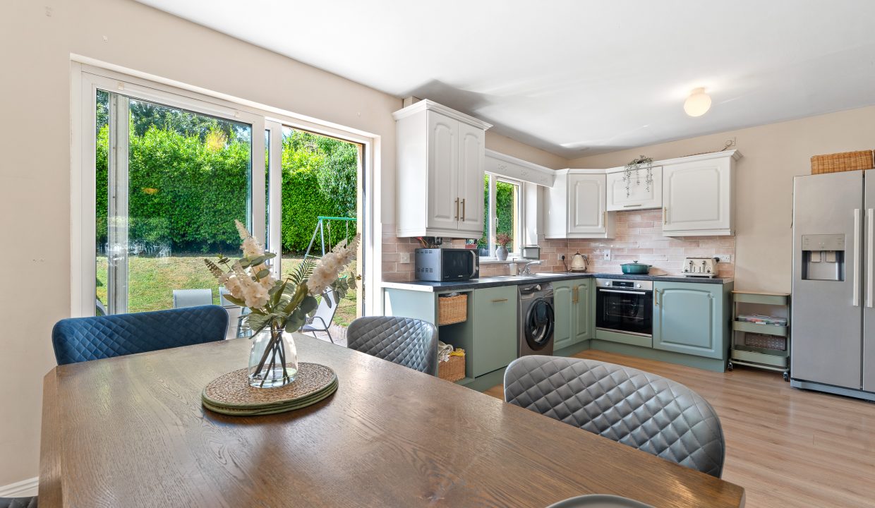 08.19 11 Willow Drive, Cluain Ard, Cobh, Co. Cork - ERA - H-Pix WEB 23