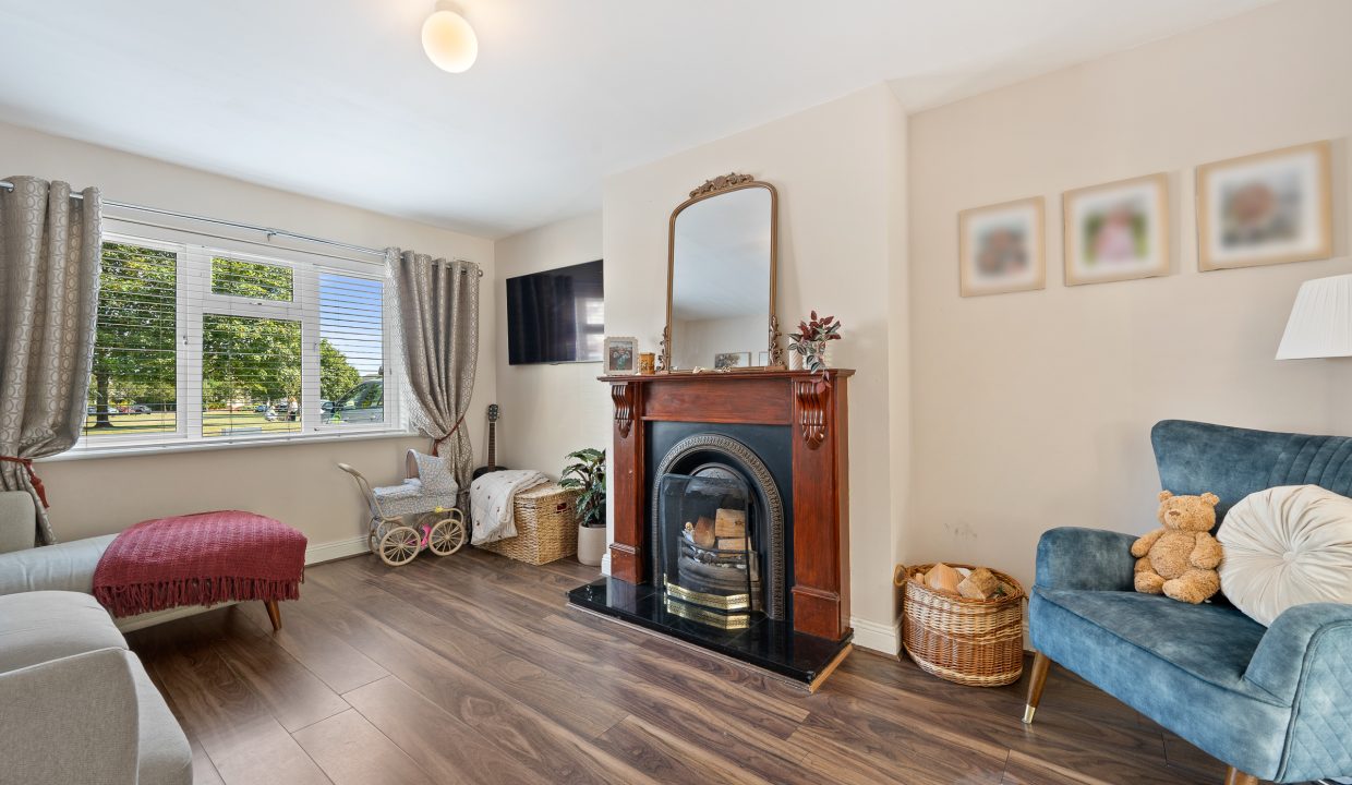 08.19 11 Willow Drive, Cluain Ard, Cobh, Co. Cork - ERA - H-Pix WEB 27