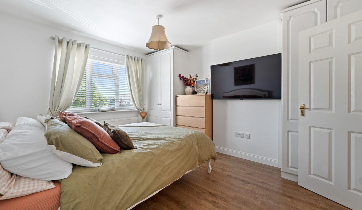08.19 11 Willow Drive, Cluain Ard, Cobh, Co. Cork - ERA - H-Pix WEB 30