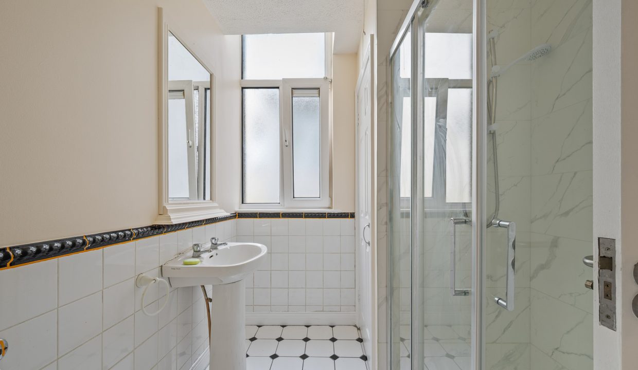 09.01 2 Sidney Court, Cork, Wellington Road - ERA - H-Pix Media WEB 15