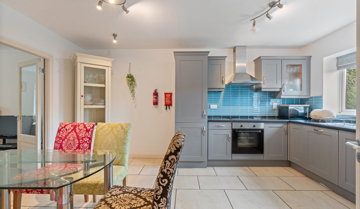 34 Kingsbridge - interior-2