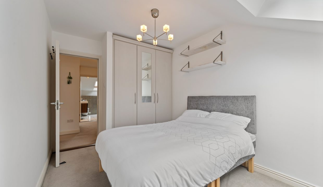 34 Kingsbridge - interior-30