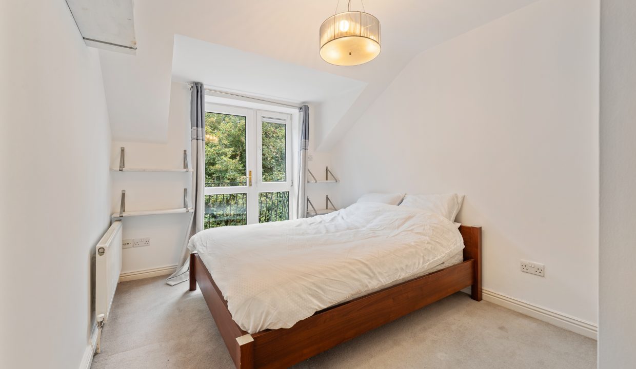 34 Kingsbridge - interior-31