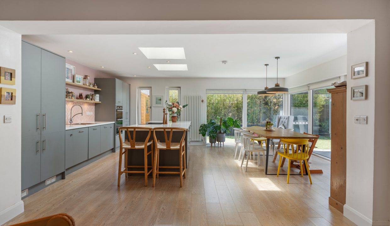 4 Manor Lawn - interior-11
