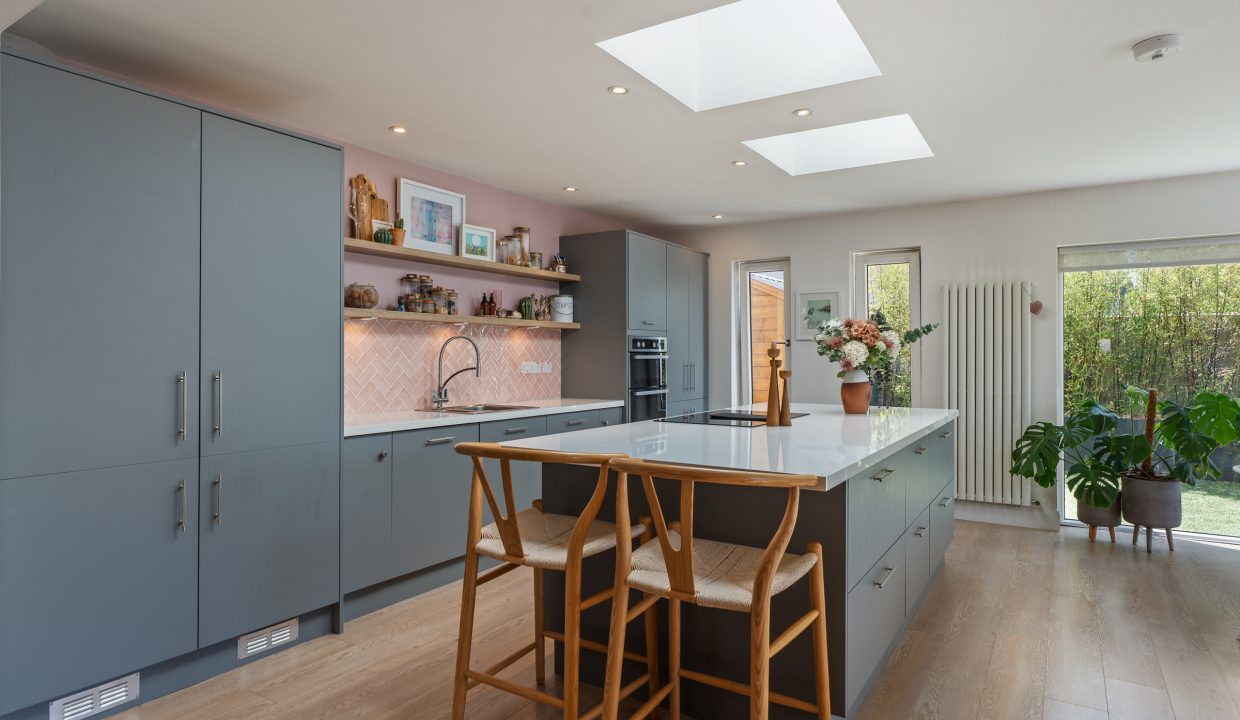 4 Manor Lawn - interior-13
