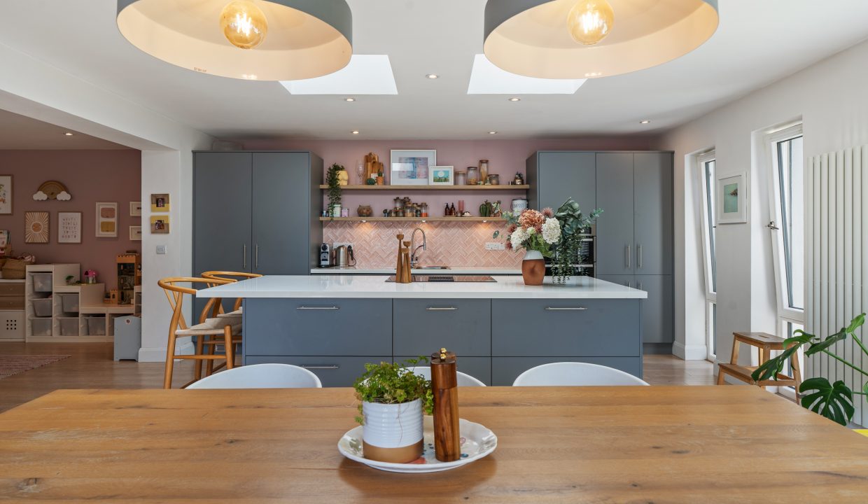 4 Manor Lawn - interior-18