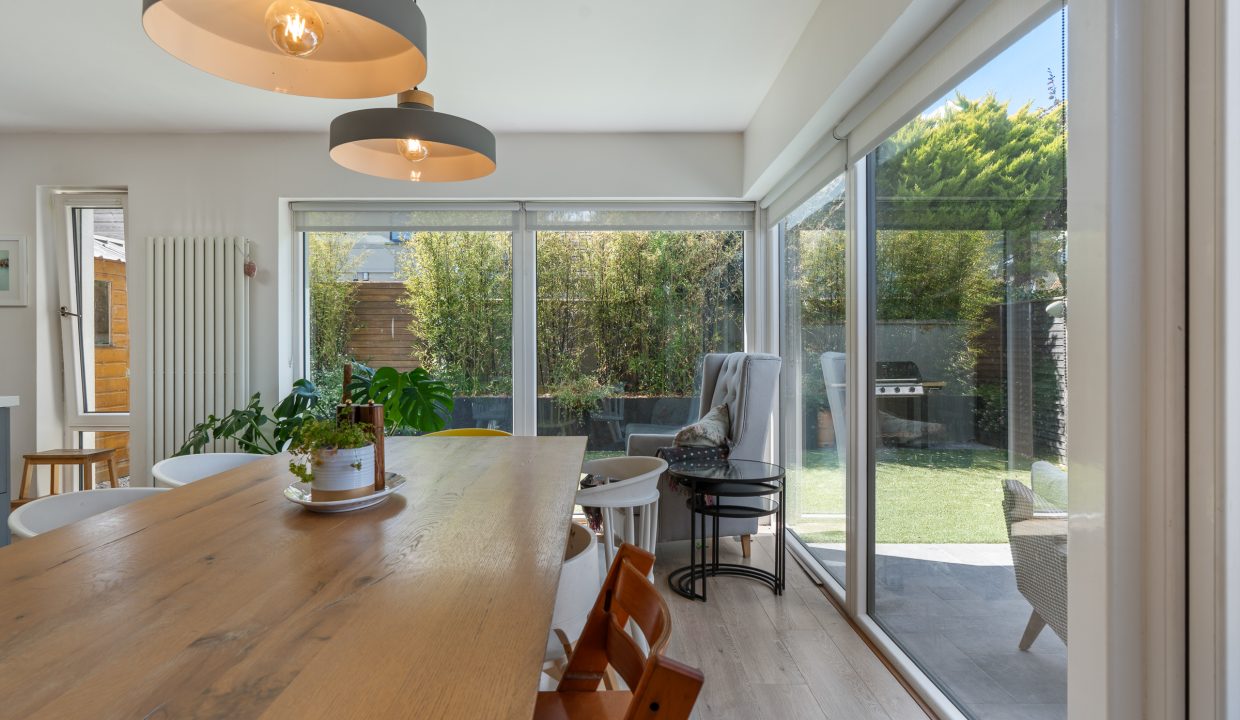 4 Manor Lawn - interior-19