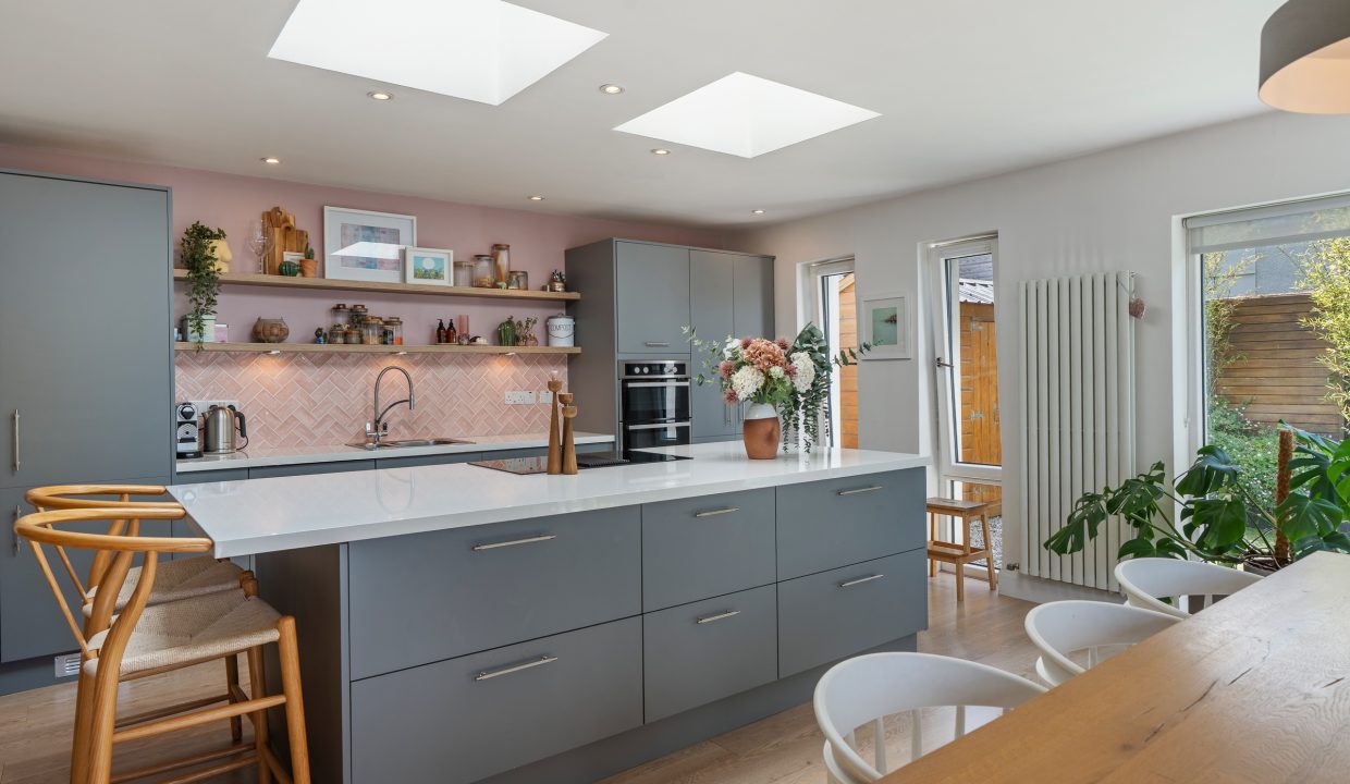 4 Manor Lawn - interior-20