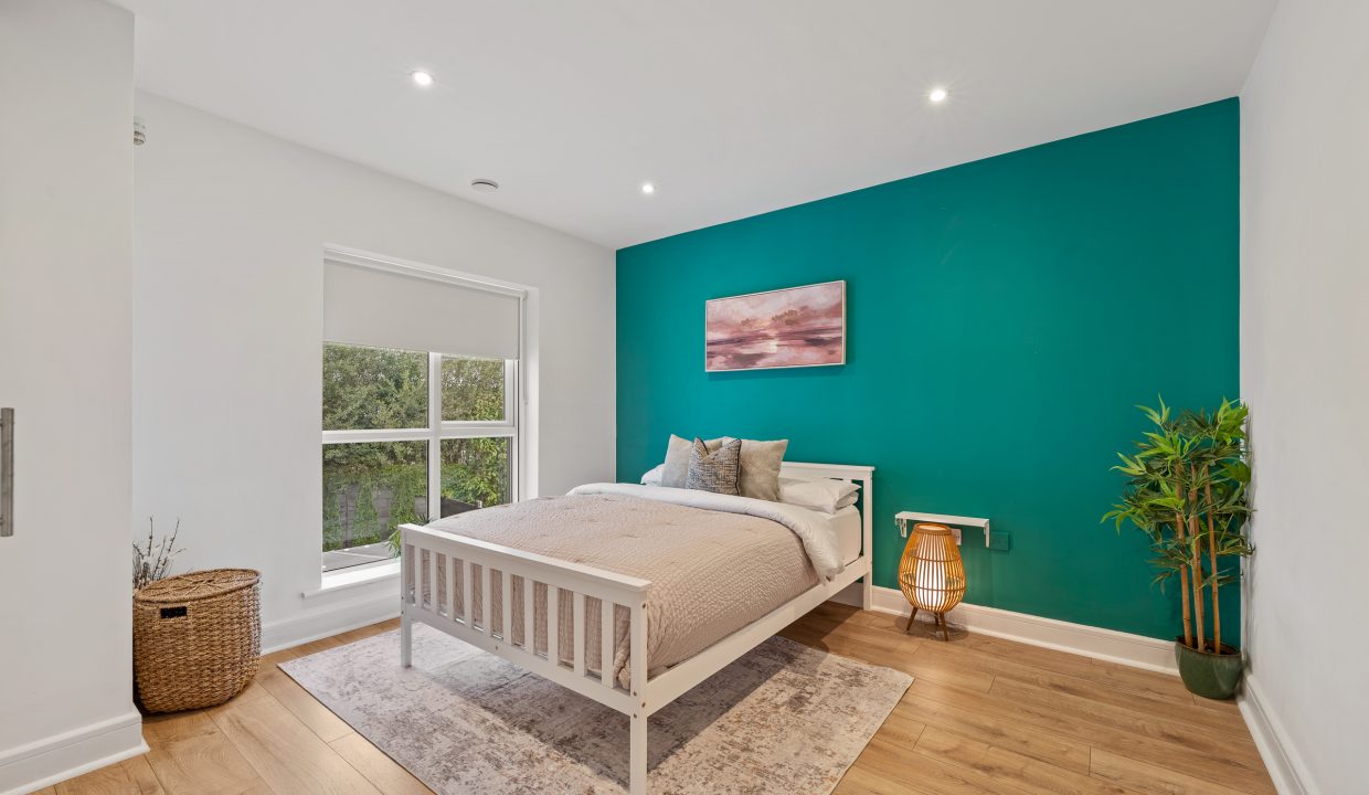 5 Highfield Crescent - interior-23