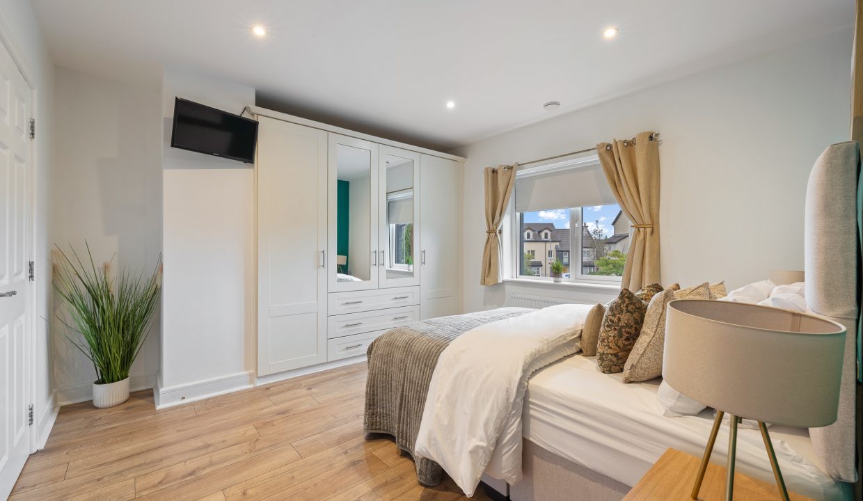 5 Highfield Crescent - interior-25