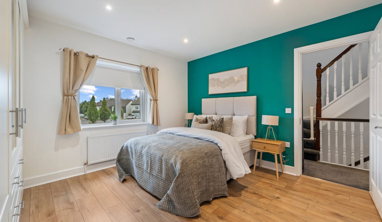 5 Highfield Crescent - interior-26