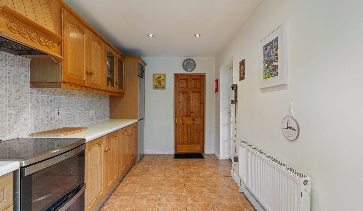 66 Silversprings Court - interior-11