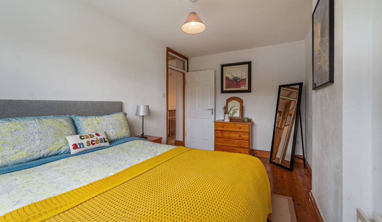 66 Silversprings Court - interior-19