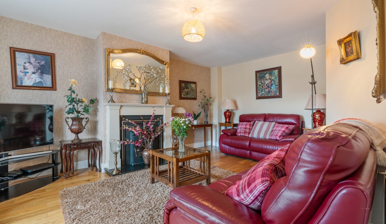 8 Springmount Woods - interior-1