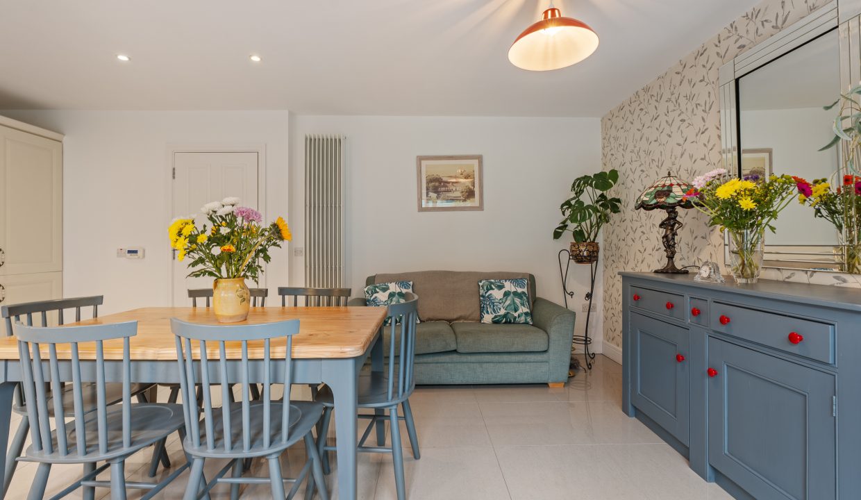 8 Springmount Woods - interior-11