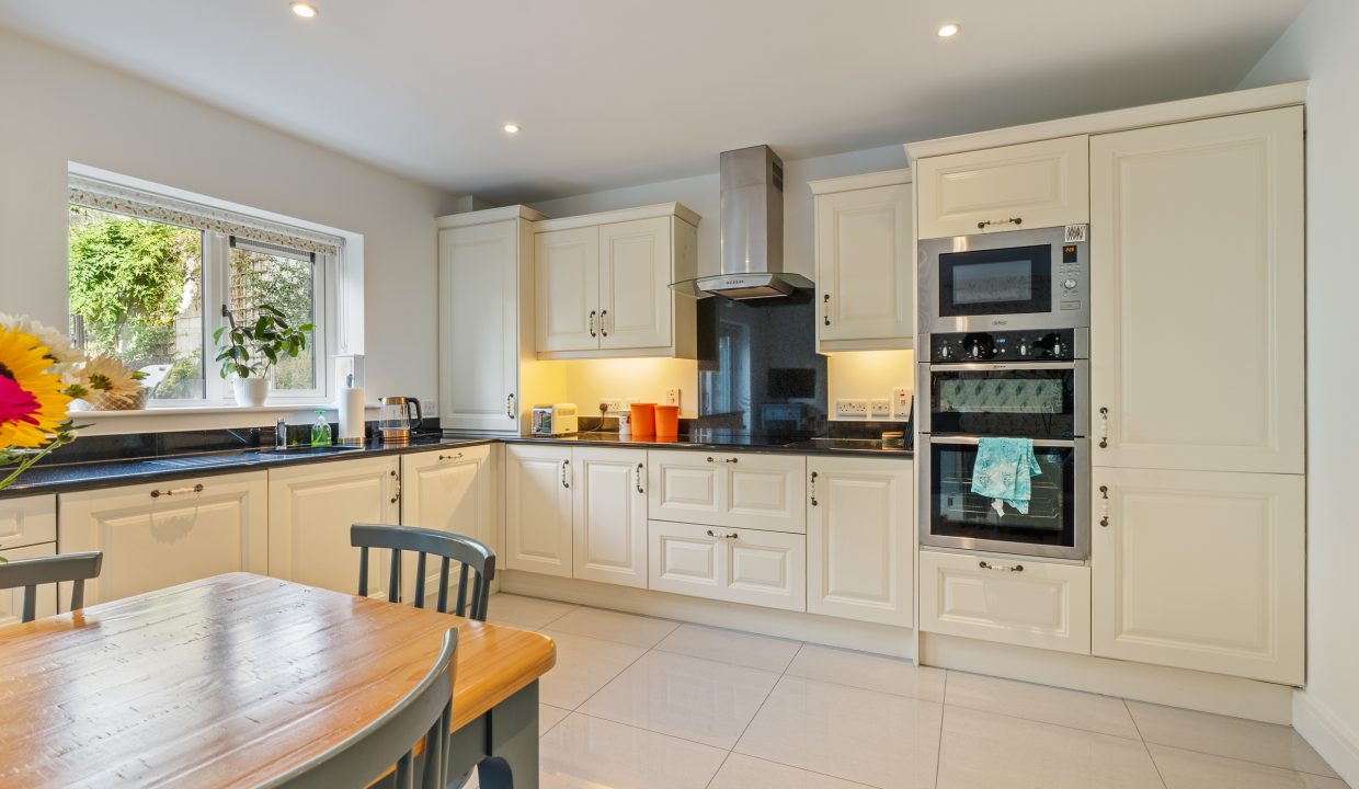 8 Springmount Woods - interior-15