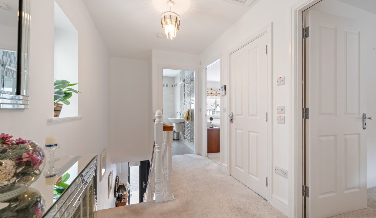 8 Springmount Woods - interior-17