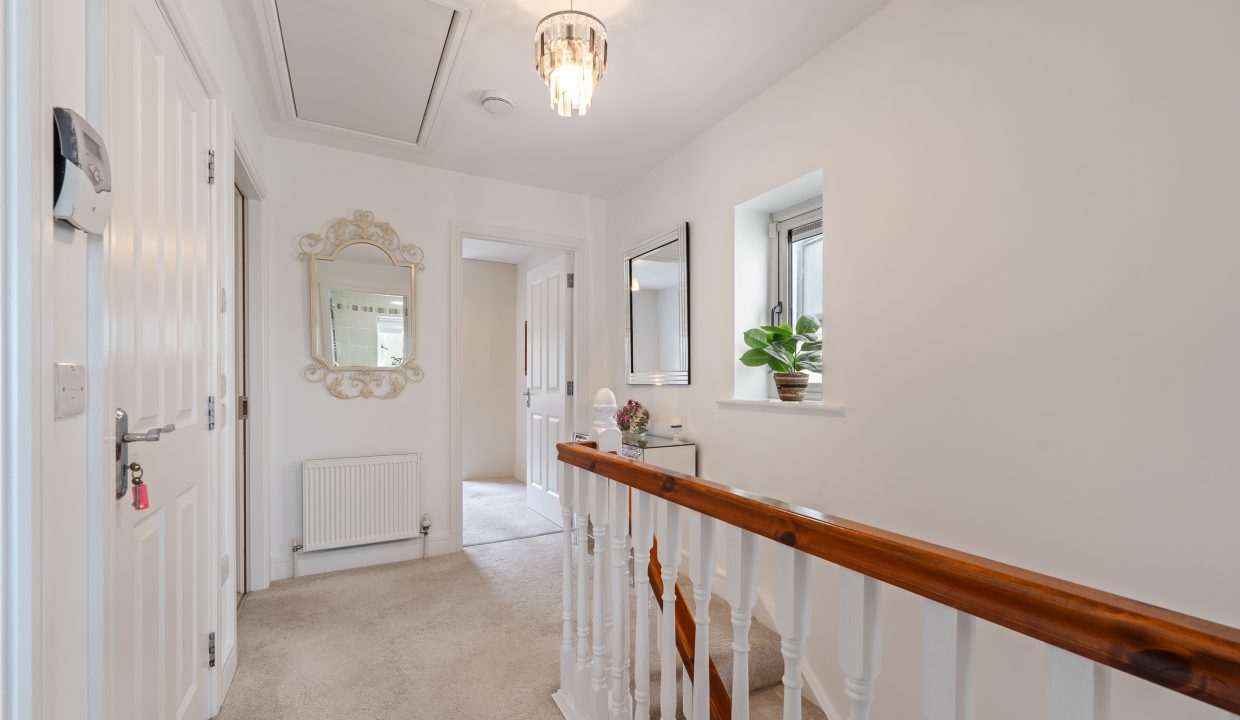 8 Springmount Woods - interior-18