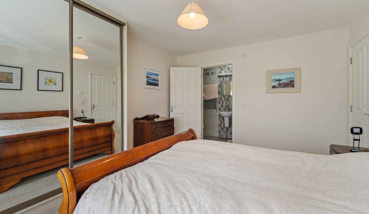 8 Springmount Woods - interior-28