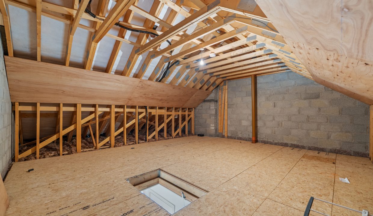8 Springmount Woods - interior-30