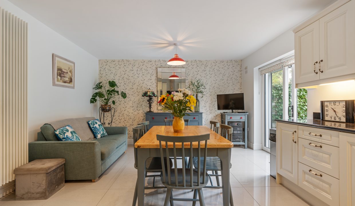 8 Springmount Woods - interior-8