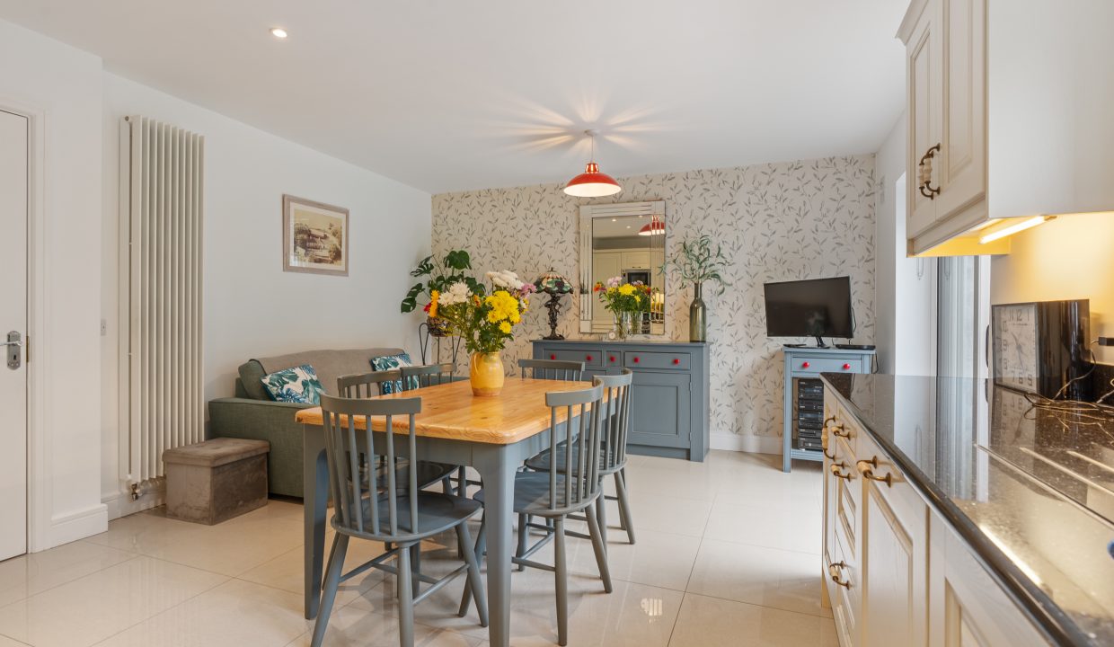 8 Springmount Woods - interior-9