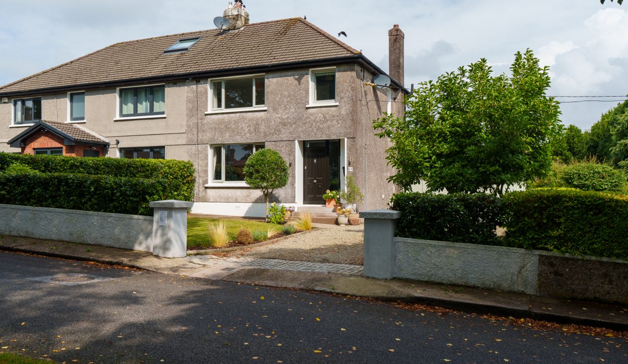 87 Woodvale Road - exterior-10