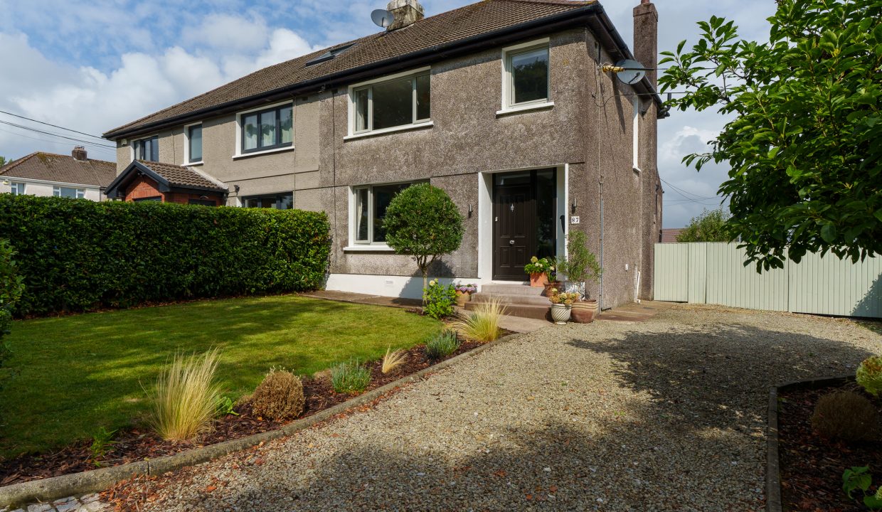 87 Woodvale Road - exterior-14