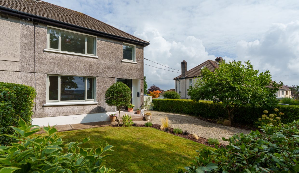 87 Woodvale Road - exterior-15