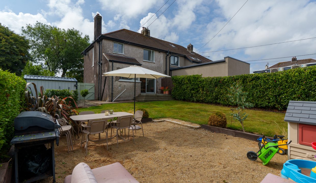 87 Woodvale Road - exterior-8 updated