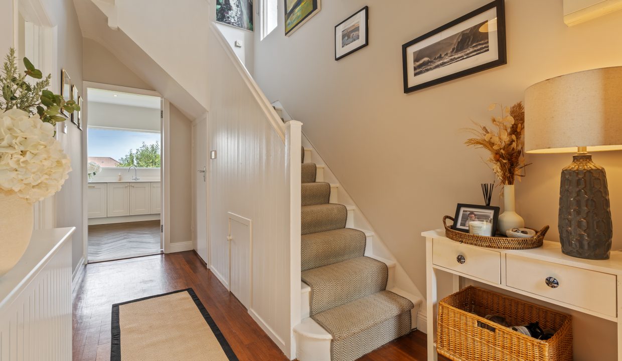 87 Woodvale Road - interior-5