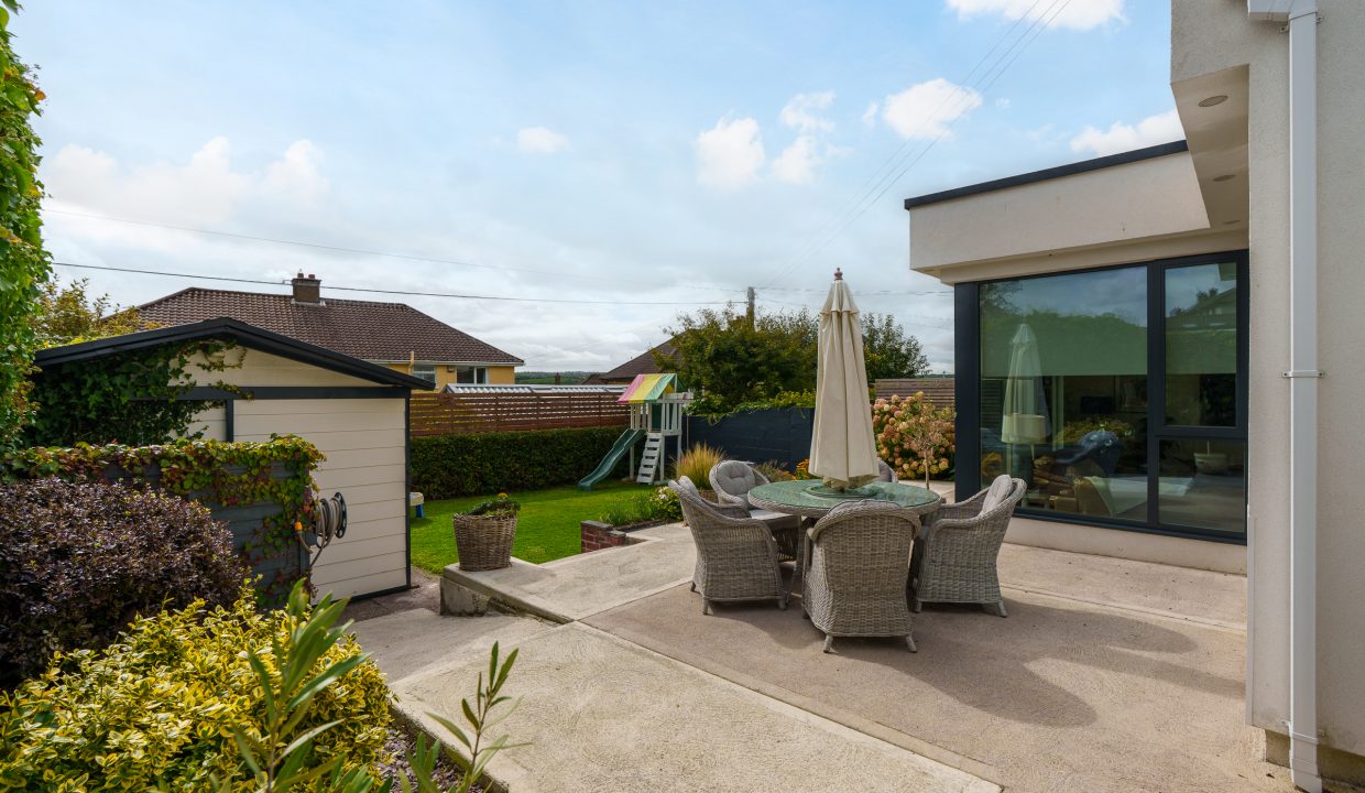 9 Firgrove Lawn - exterior-10