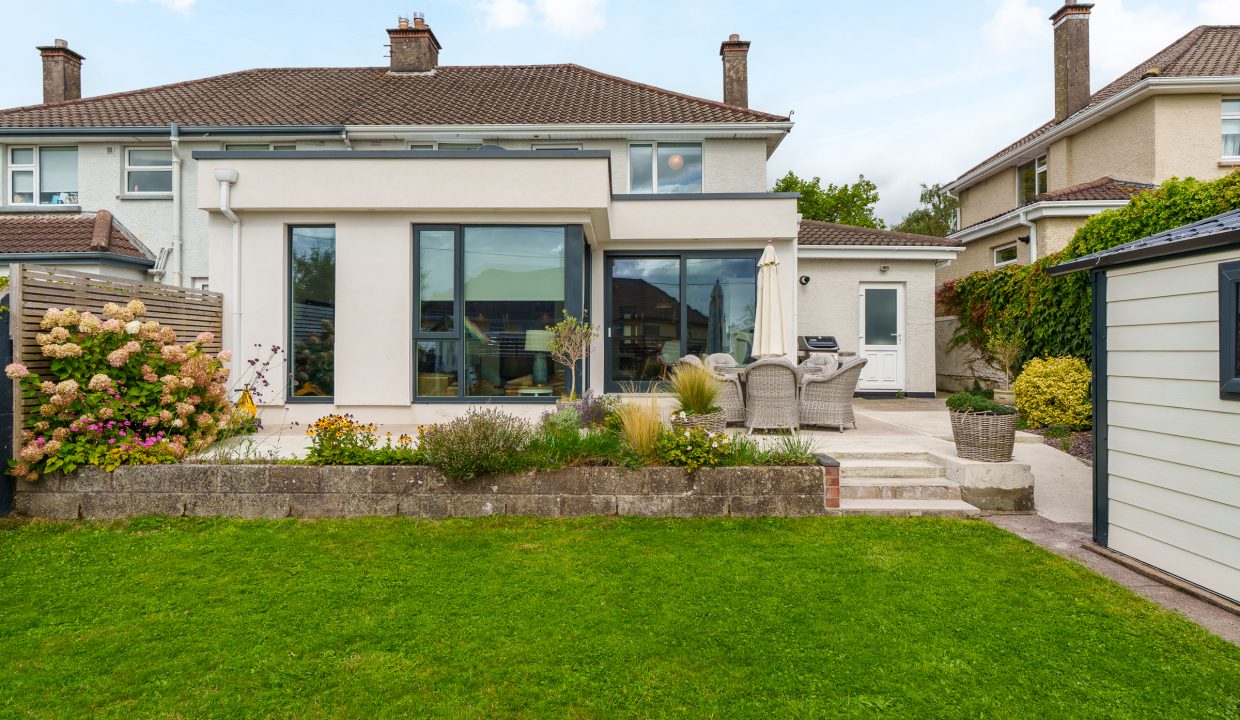 9 Firgrove Lawn - exterior-17