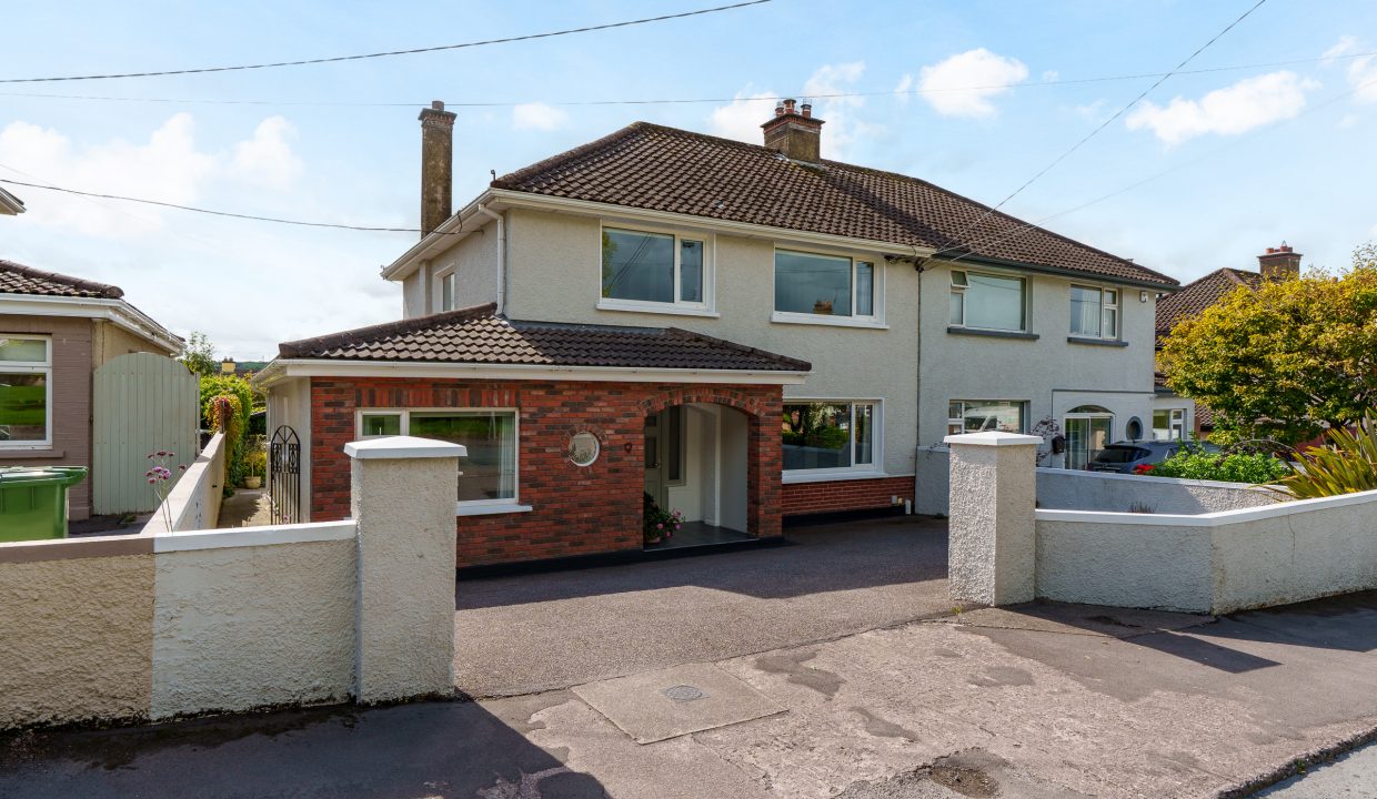 9 Firgrove Lawn - exterior-8