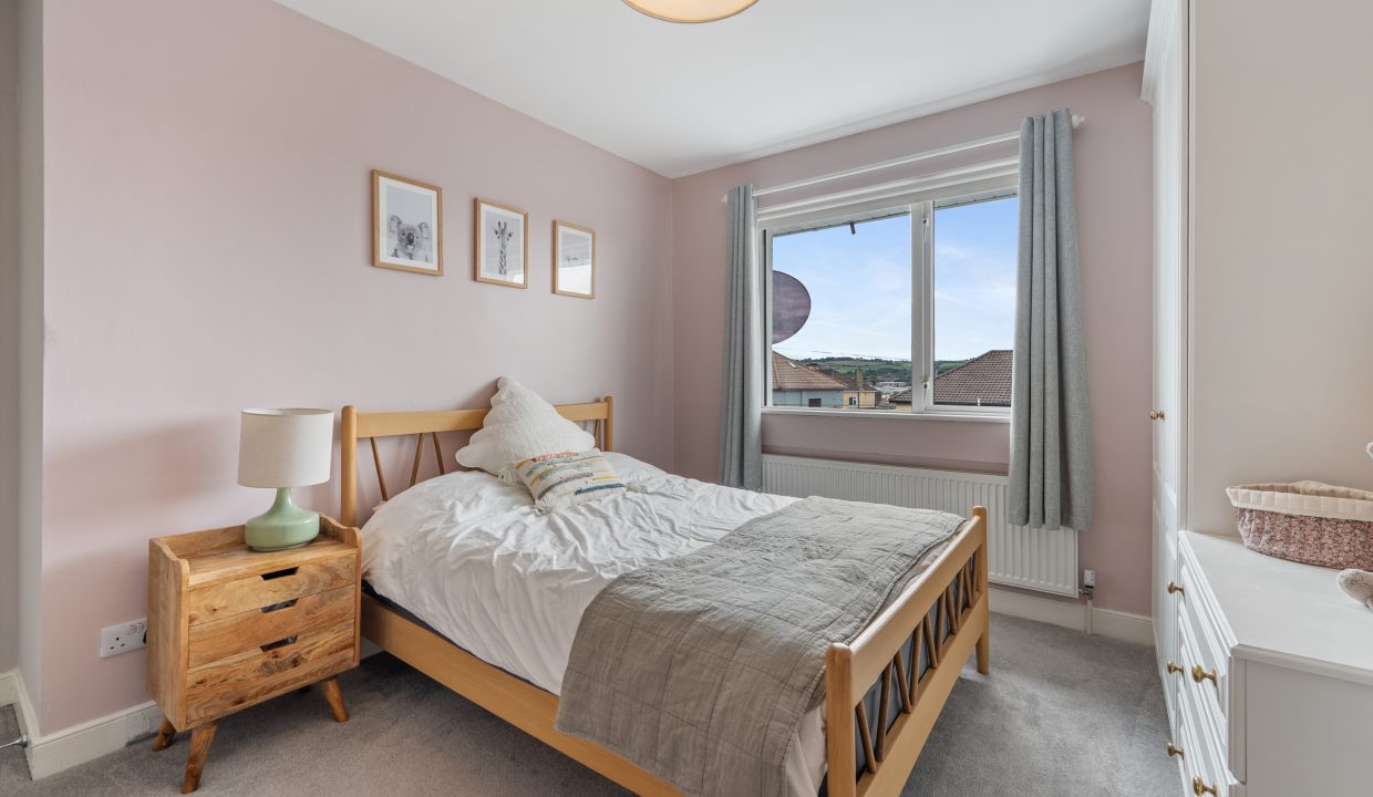 9 Firgrove Lawn - interior-10