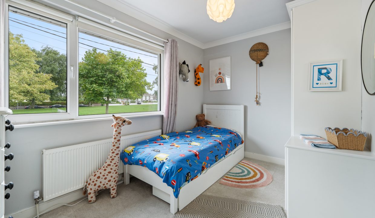 9 Firgrove Lawn - interior-12