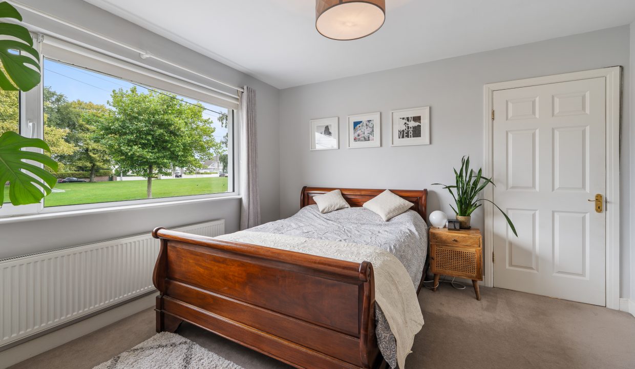 9 Firgrove Lawn - interior-15