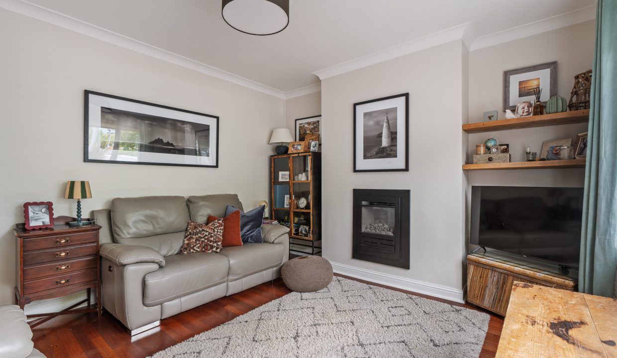 9 Firgrove Lawn - interior-18