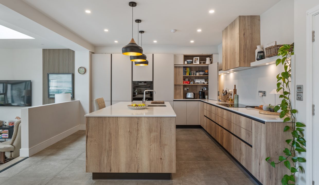 9 Firgrove Lawn - interior-21