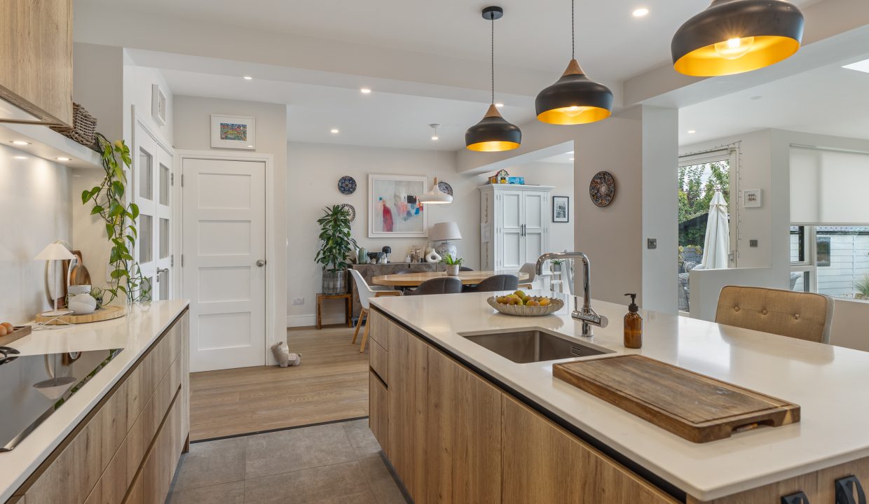 9 Firgrove Lawn - interior-26
