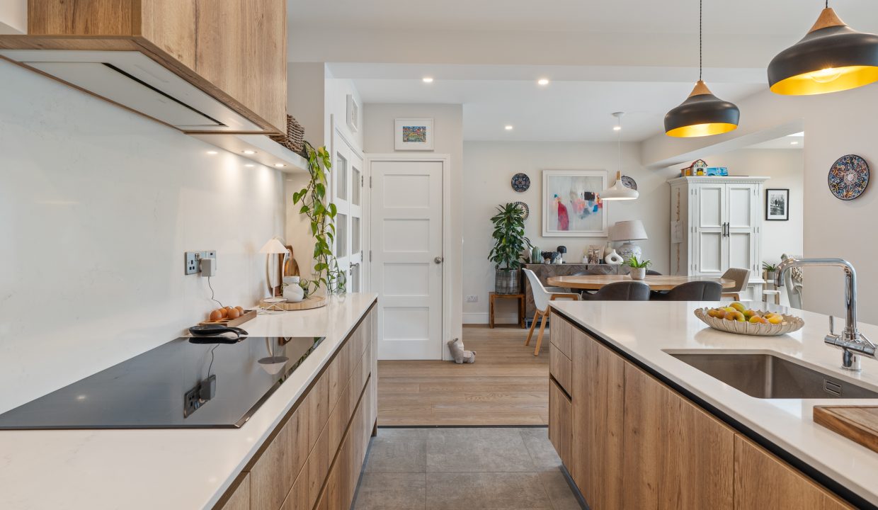 9 Firgrove Lawn - interior-27