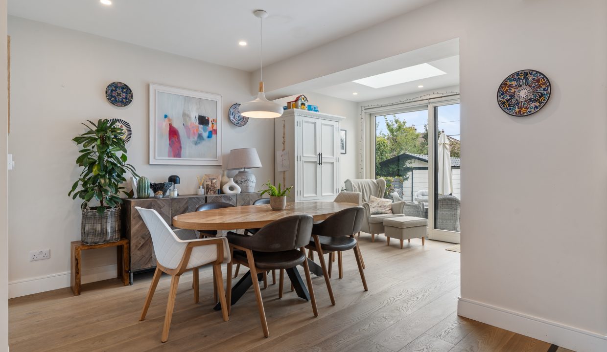 9 Firgrove Lawn - interior-28