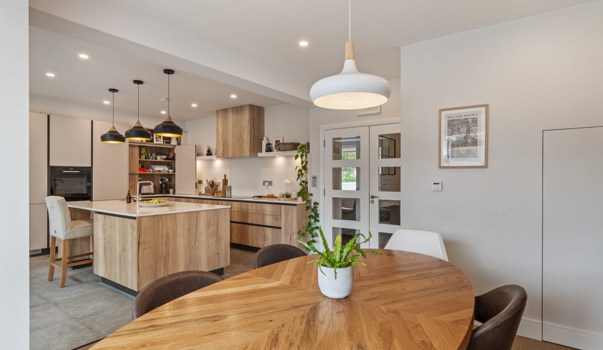 9 Firgrove Lawn - interior-33