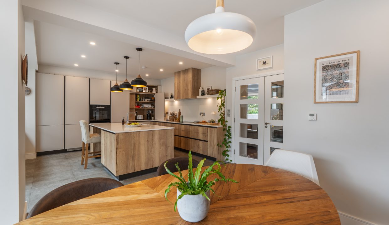 9 Firgrove Lawn - interior-34