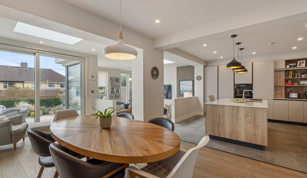 9 Firgrove Lawn - interior-36