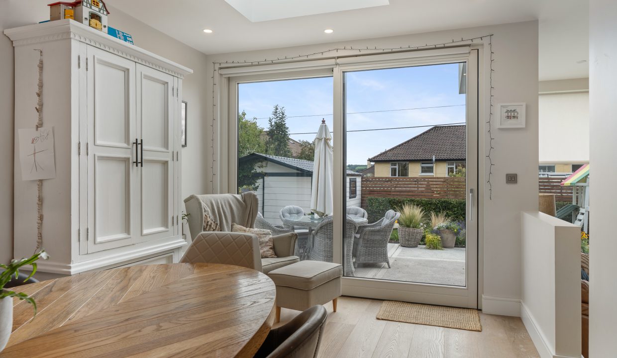 9 Firgrove Lawn - interior-38