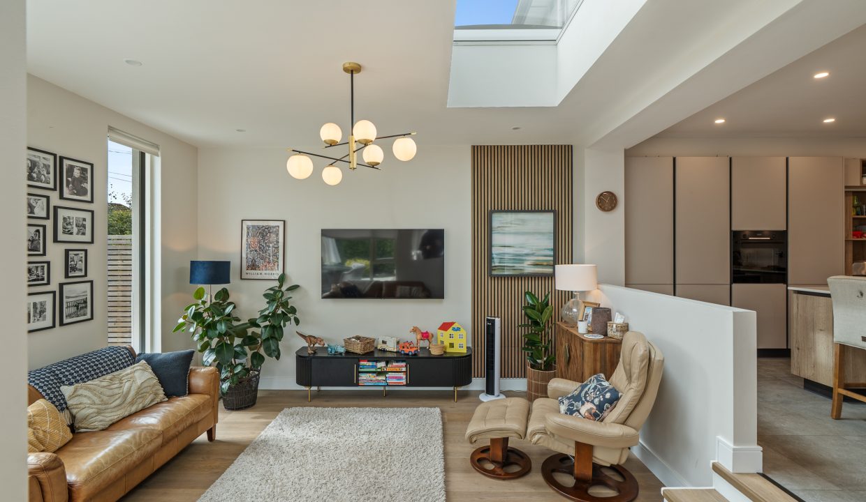 9 Firgrove Lawn - interior-43
