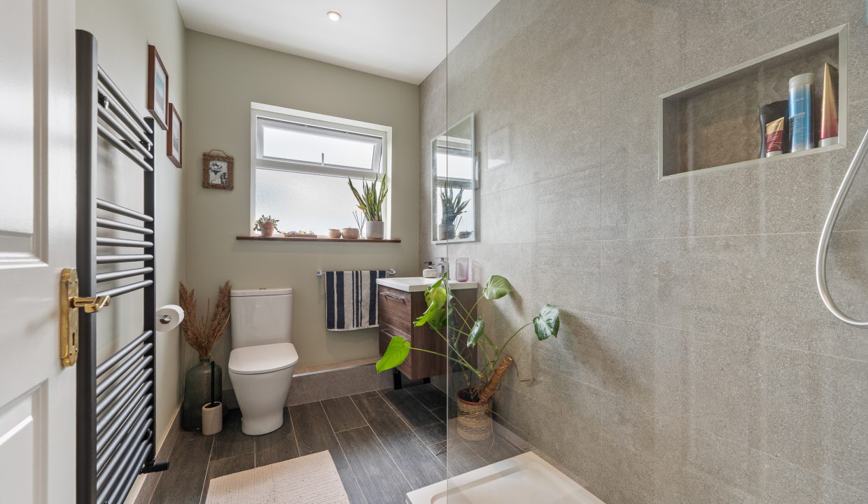 9 Firgrove Lawn - interior-8